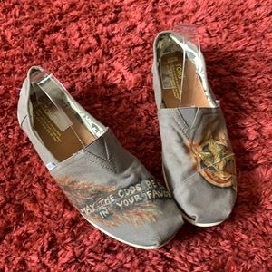 TOMS Mens 11.5 custom painted rare